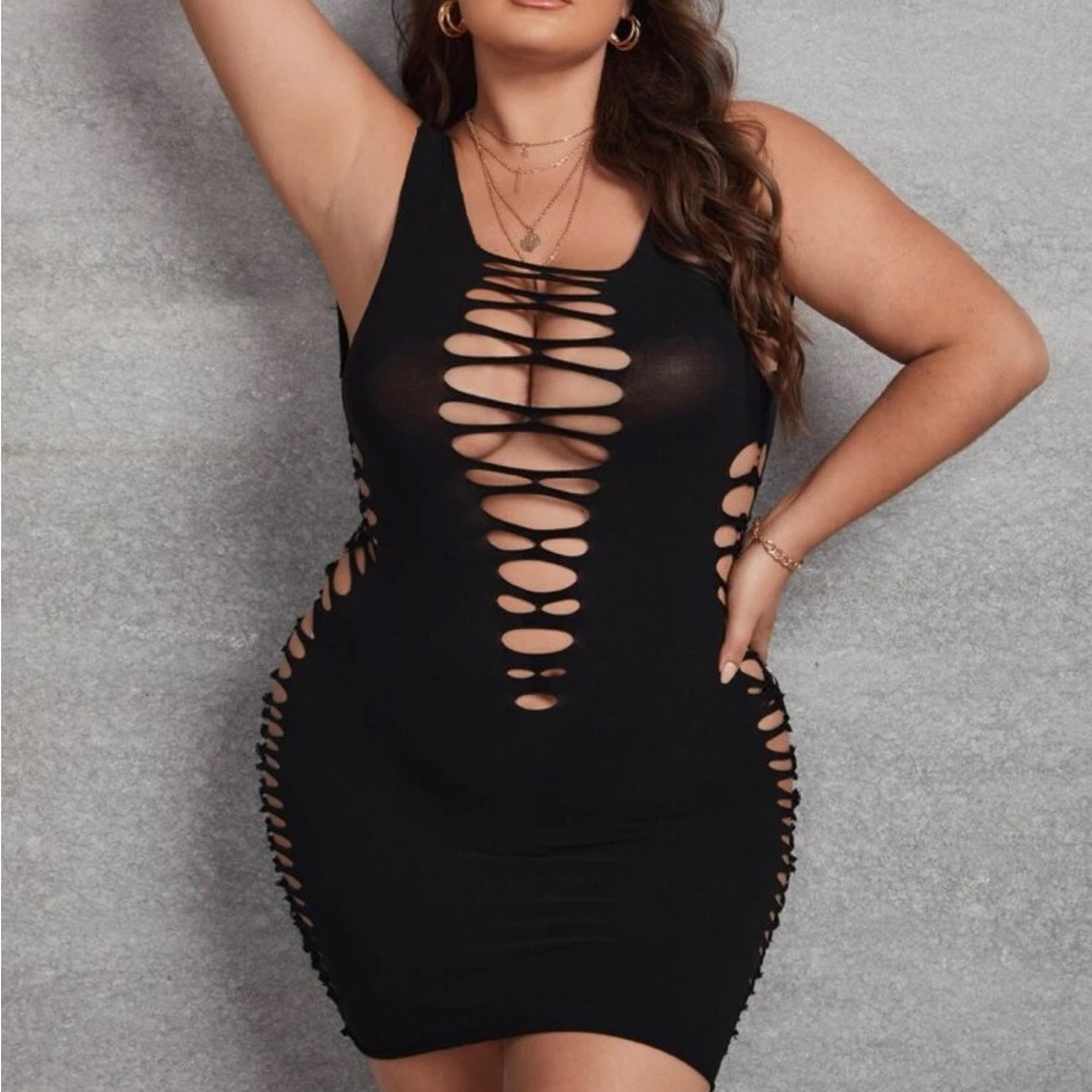 Plus cut out bodycon dress